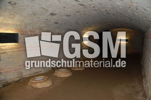 Xanten - Herberge - Keller 2.JPG